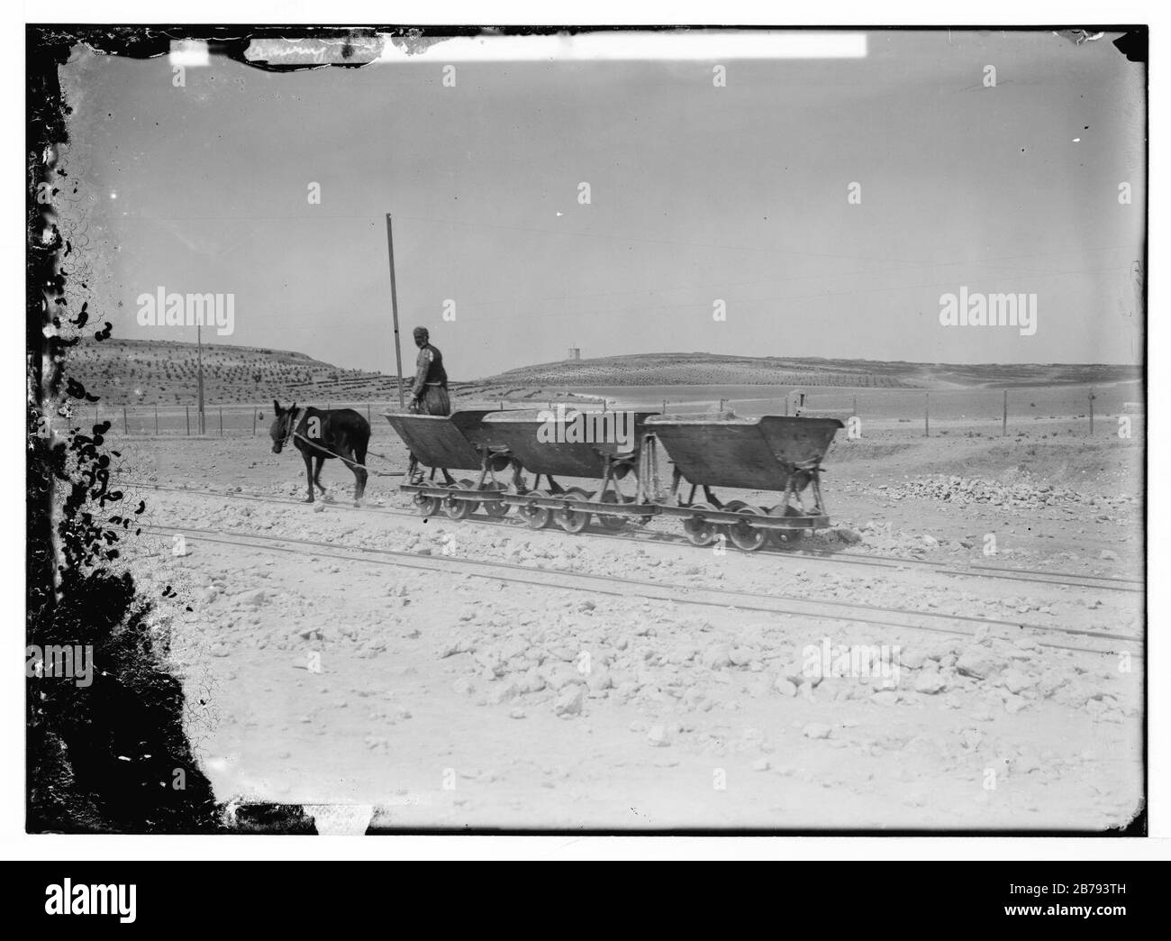 Ferrovia Tedesca Di Baghdad, 190 . Attrezzatura per il trasporto di muli in pista vicino ad Aleppo Foto Stock