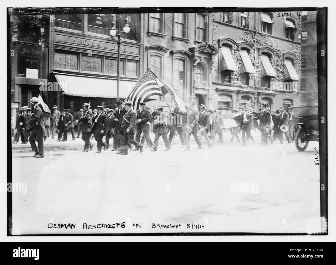I Reservisi tedeschi a Broadway (cioè, Fifth Avenue) Foto Stock