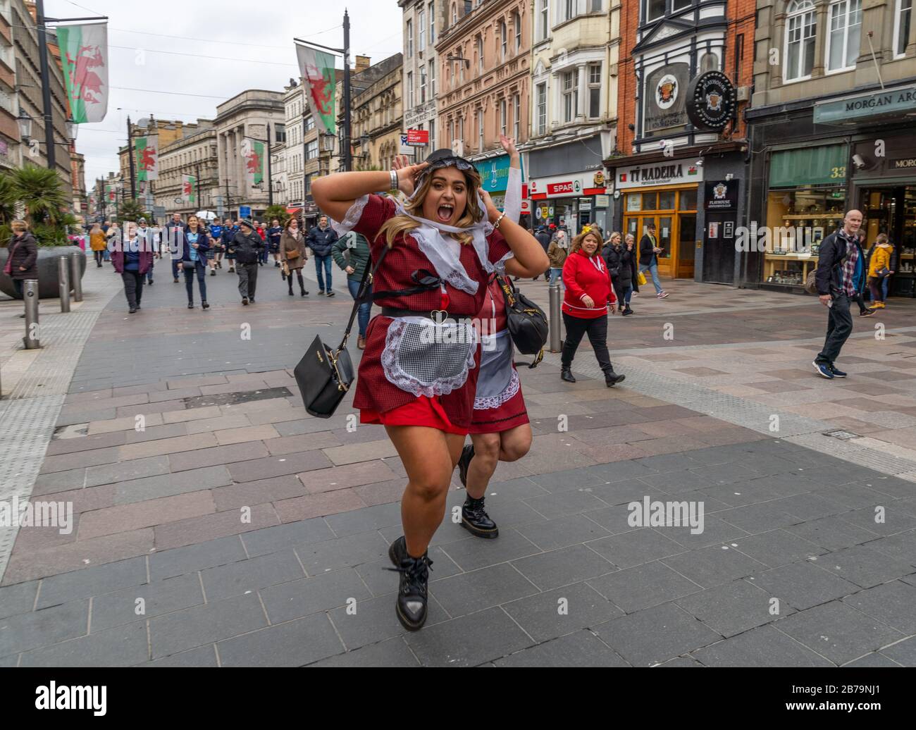 Kilt di fan scozzesi di rugby scozzesi immagini e fotografie stock ad alta  risoluzione - Alamy