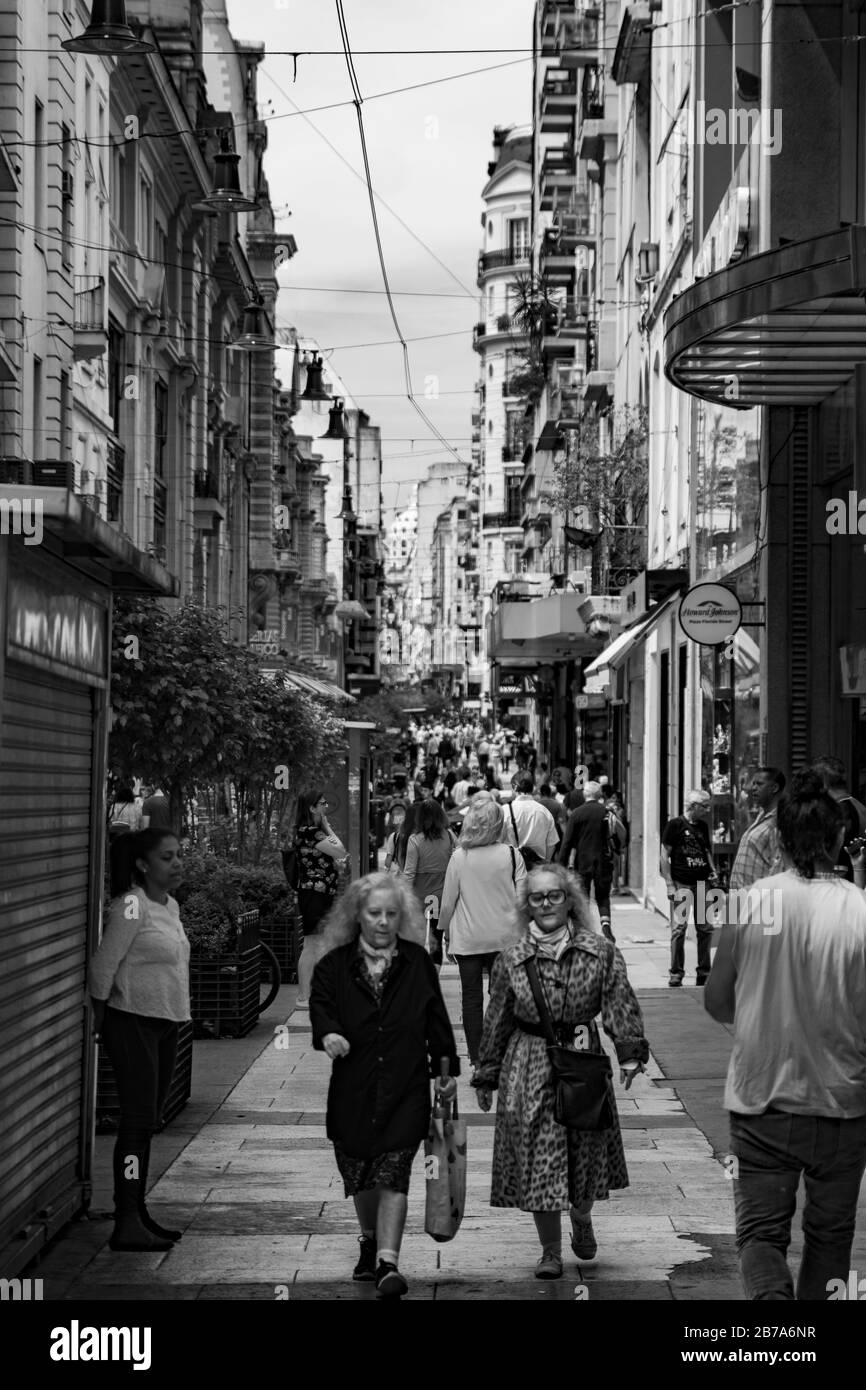 Il frenetico calle la Florida, Buenos Aires, Argentina Foto Stock
