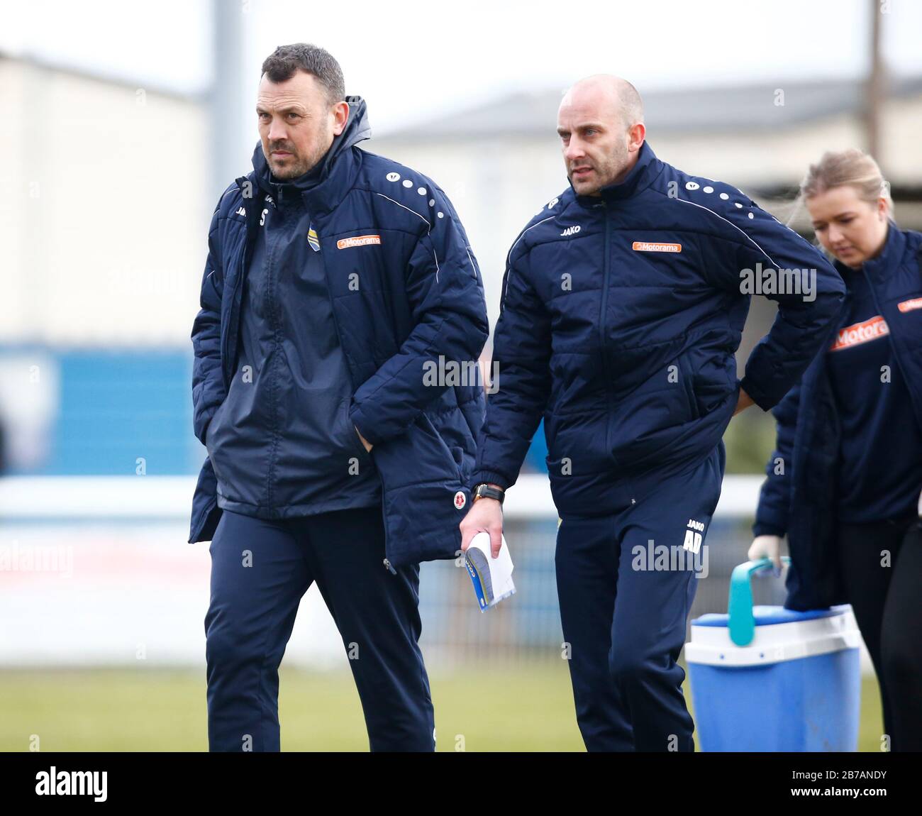 Canvey, Regno Unito. 14 Marzo 2020. L-R Danny Scopes manager e Adam Drew Head of Player Recruitment of Concord Rangers durante il Vanarama National League South Match tra Concord Rangers e Tonbridge Angels a Thames Road, Canvey Island, il 14 marzo 2020. Credit: Action Foto Sport/Alamy Live News Credit: Action Foto Sport/Alamy Live News Foto Stock
