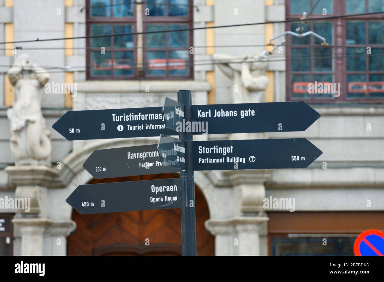 Cartello Karl Johans Gate Street a Oslo e altri Foto Stock