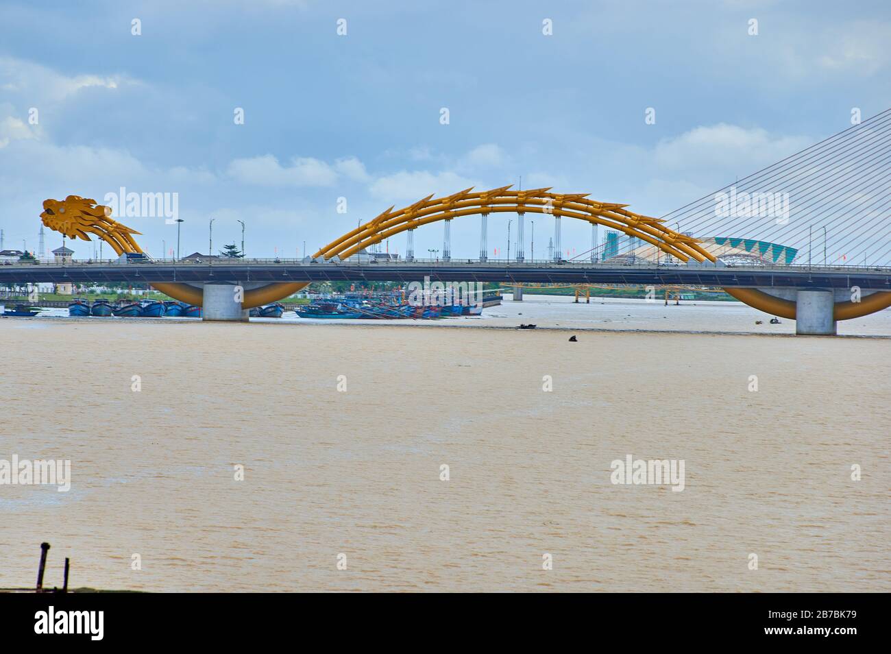 Da Nang, Vietnam: Il ponte del drago Foto Stock
