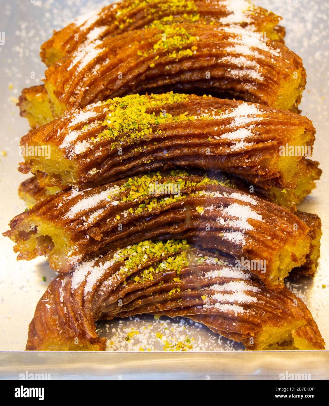 Tradizionale deliziosi dessert turchi; anello dessert, halka tatli Foto Stock