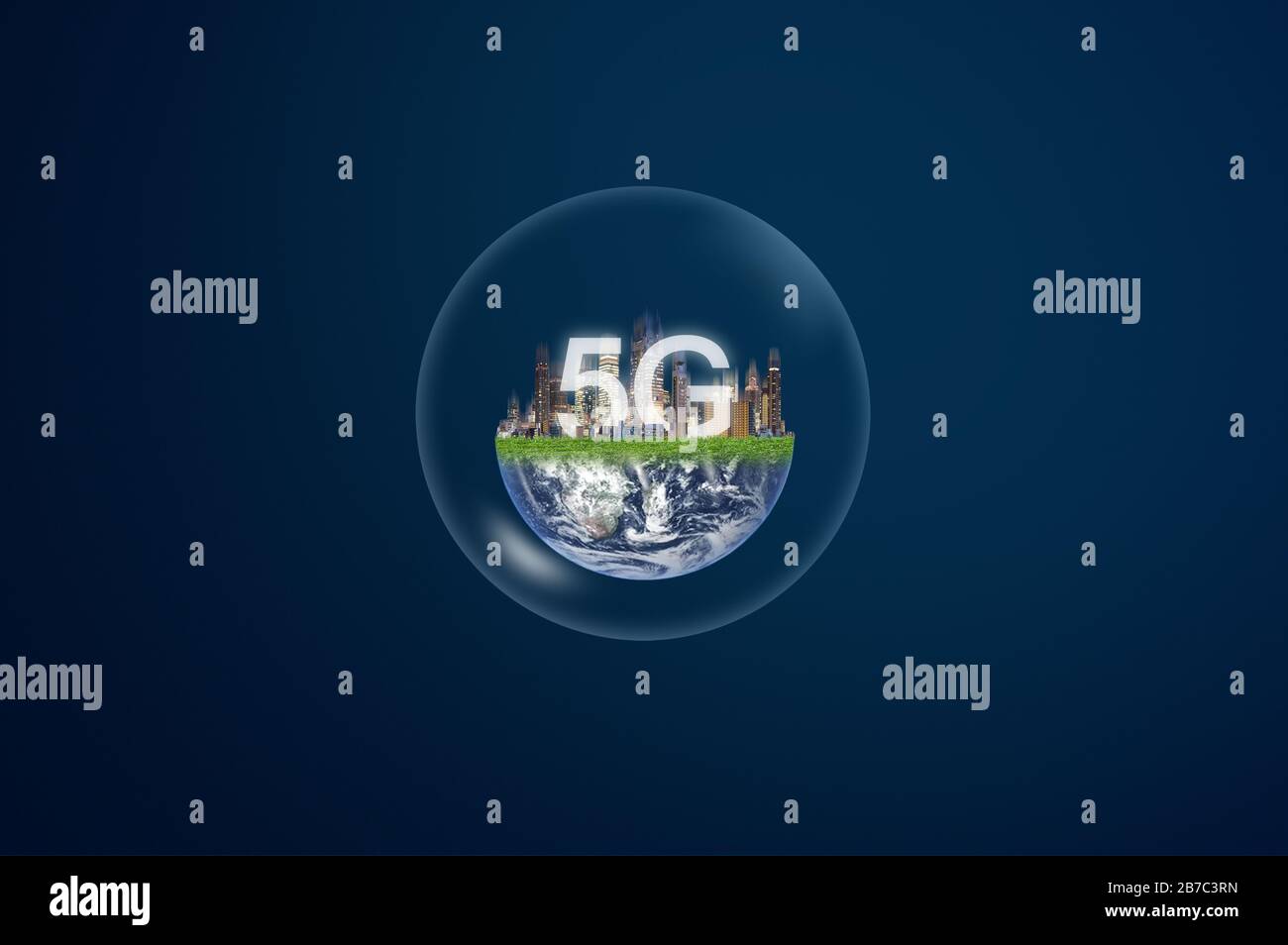 Tecnologia Internet 5G in città. Elementi di questa immagine sono forniti dalla NASA Foto Stock