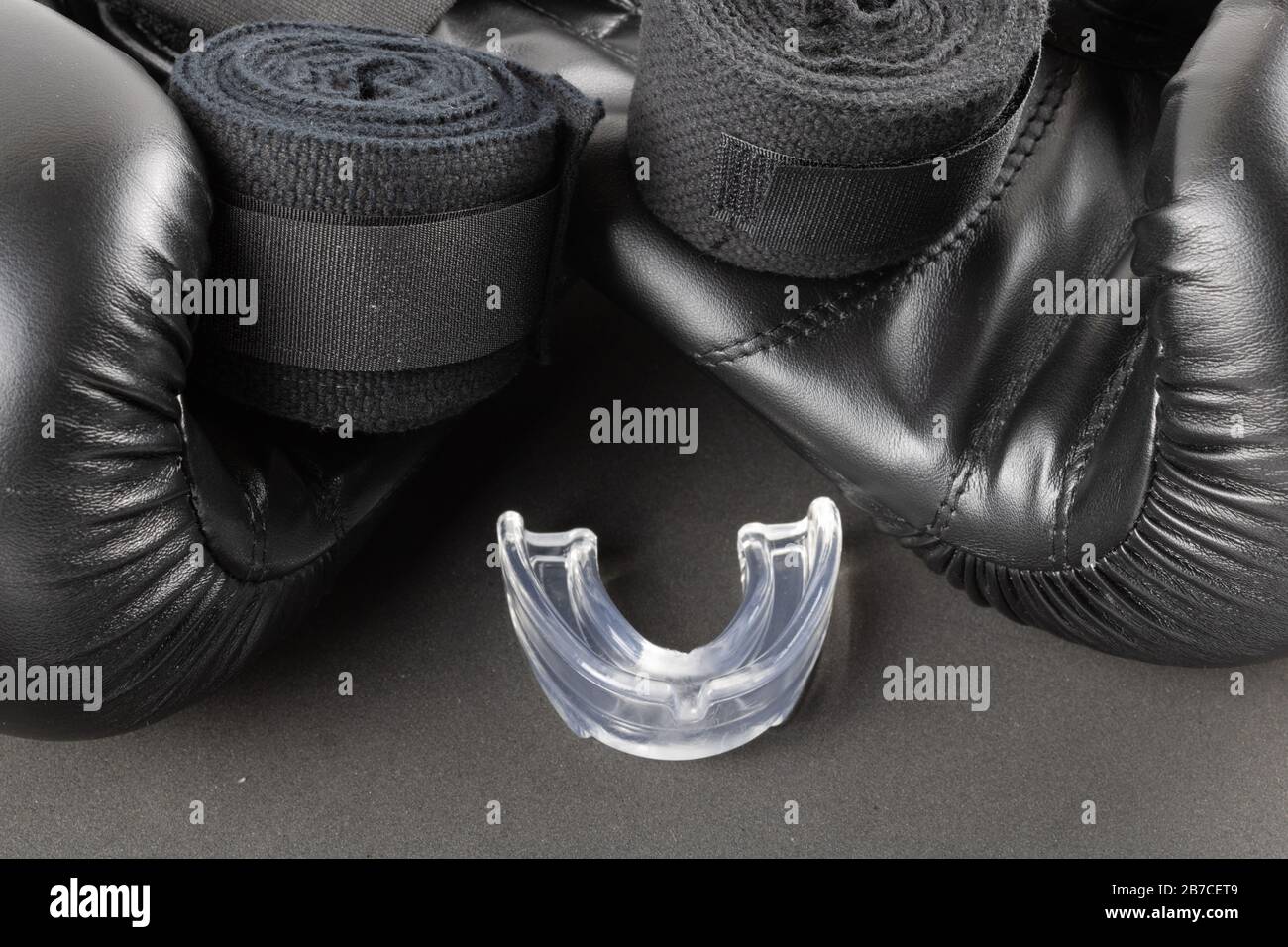 Boxer accessori - guanti, bende, mentoniera. Immagine prodotto Foto Stock