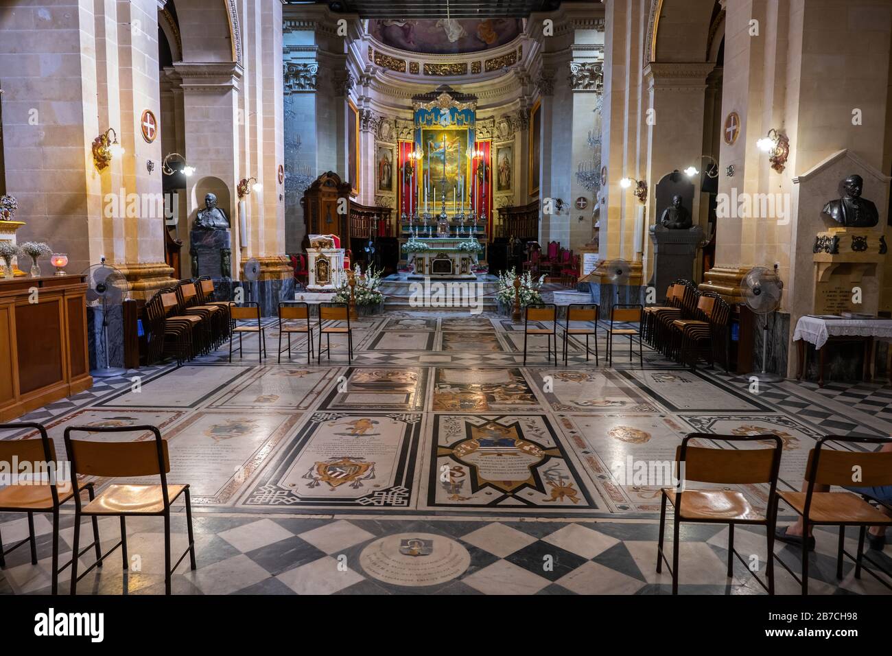 Cattedrale dell'Assunzione della Beata Vergine Maria in Paradiso interno a Cittadella di Victoria a Gozo, Malta Foto Stock