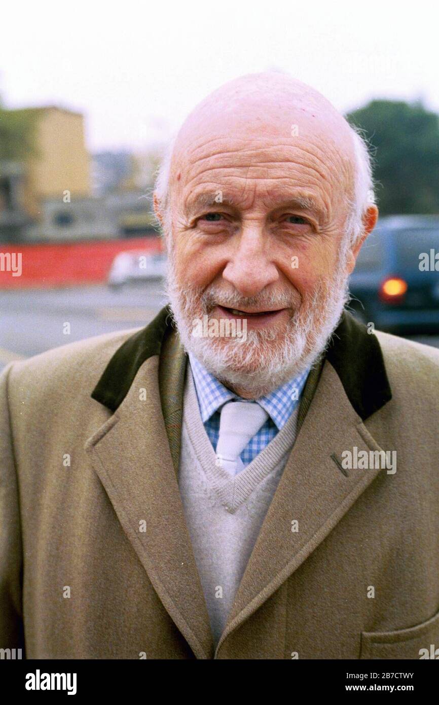 Vittorio GREGOTTI ARCHITETTO (Corradini/Fotogramma, MILANO - 2001-06-14) ps la foto può essere utilizzata rispettando il contesto in cui è stata scattata, E senza intenti diffamatori del decoro delle persone rappresentate (Corradini/Fotogramma, Archivio Foto - 2020-03-15) p.s. la foto e' utilizzabile nel rispetto del contesto in cui e' stata vista, e senza intenzione diffamatorio del decoro delle persone presentate Foto Stock