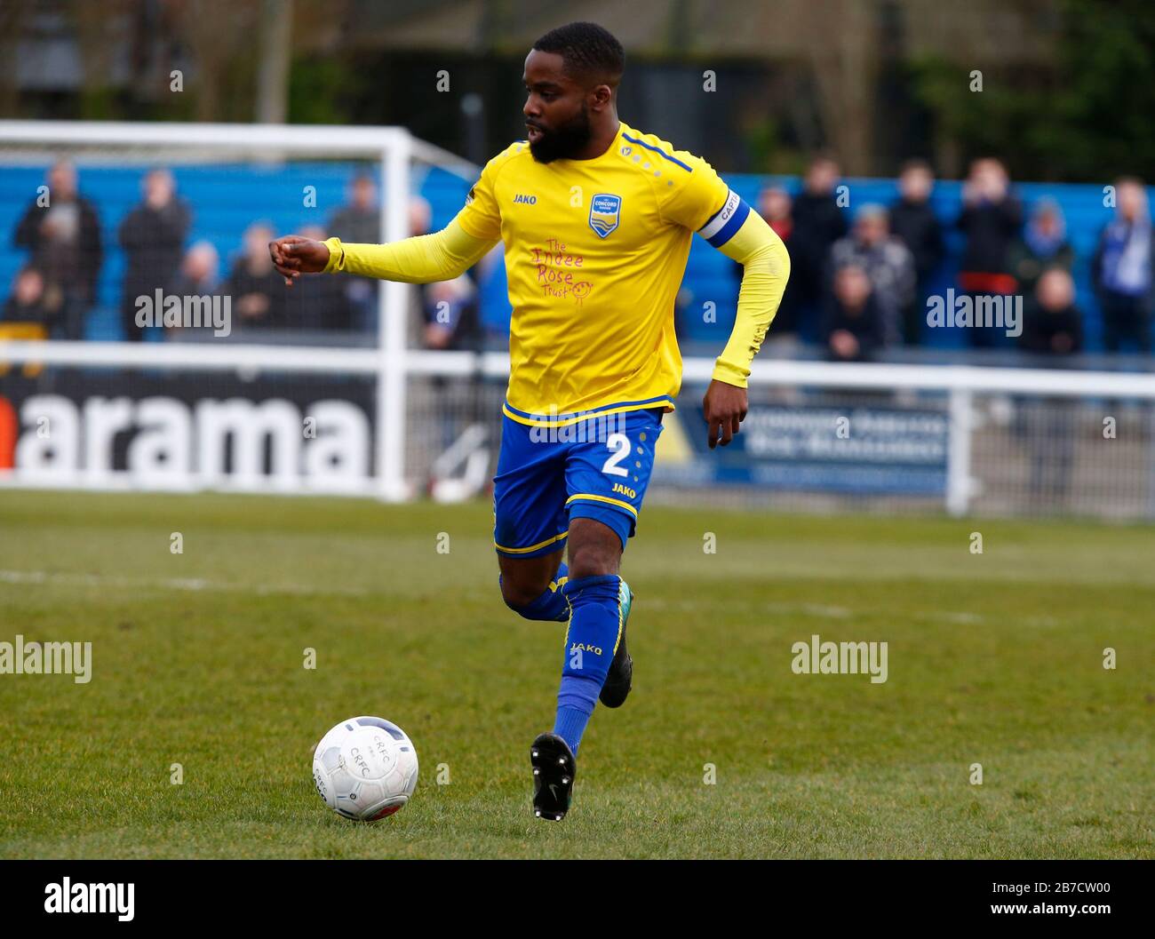 David Olufemi di Concord Rangers in azione durante la Vanarama National League South Match tra Concord Rangers e Tonbridge Angels a Thames Road Foto Stock