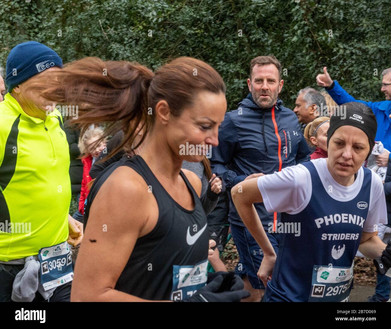 Brentwood, Essex, Regno Unito. 15 Mar 2020. Brentwood Mezza maratona e divertente corsa. Uno degli ultimi eventi di partecipazione di massa davanti al governo vieta le riunioni pubbliche. Credit: Ian Davidson/Alamy Live News Foto Stock