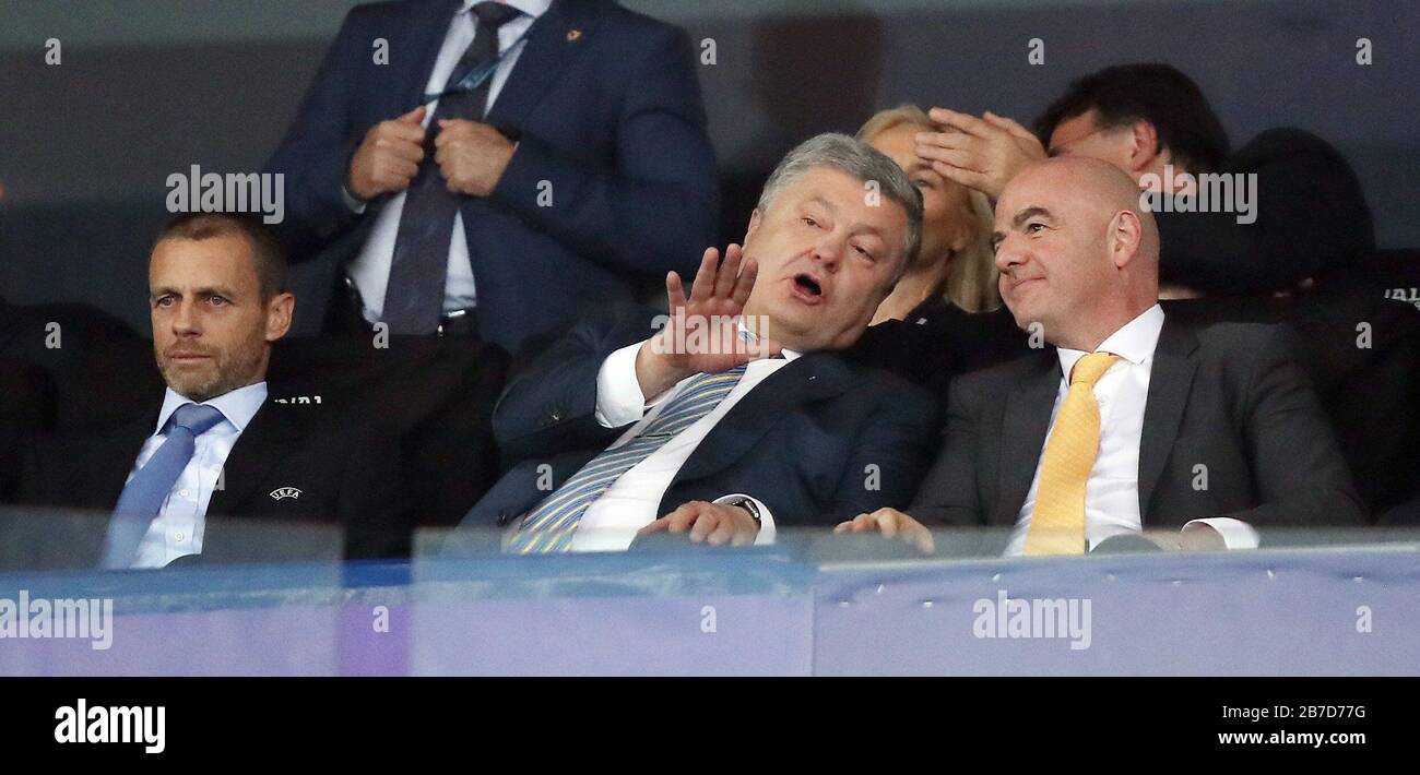 Football, calcio, 26.05.2018 Uefa Champions League, CL, CHL stagione 2017/2018 finale finale RMA Real Madrid - LIV Liverpool FC 3: 1 Presidente UEFA Aleksander AŒeferin Ceferin, Presidente FIFA Gianni Infantino, Presidente di Stato Ucraina Petro Poroschenko | utilizzo in tutto il mondo Foto Stock