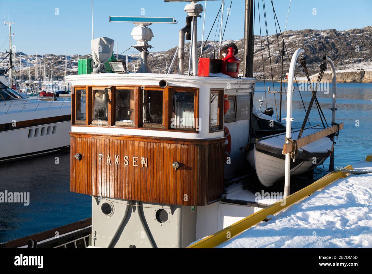 Tradizionale nave da pesca costiera ormeggiata a Bodo, Norvegia. Foto Stock