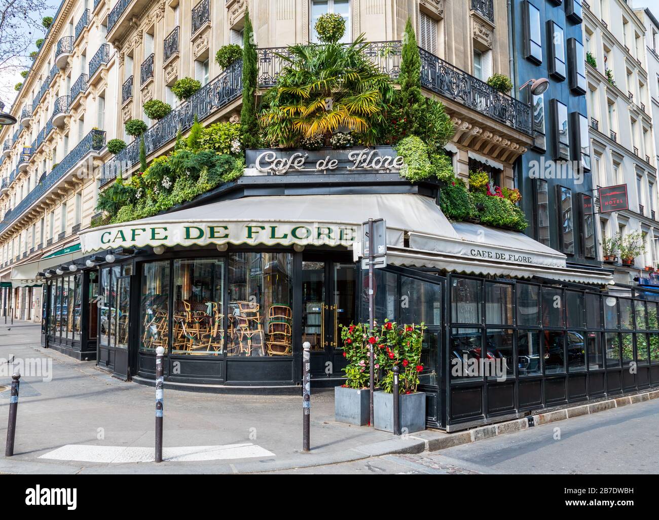 Cafe de Fiore chiuso a causa dell'epidemia di Coronavirus - Parigi, Francia Foto Stock