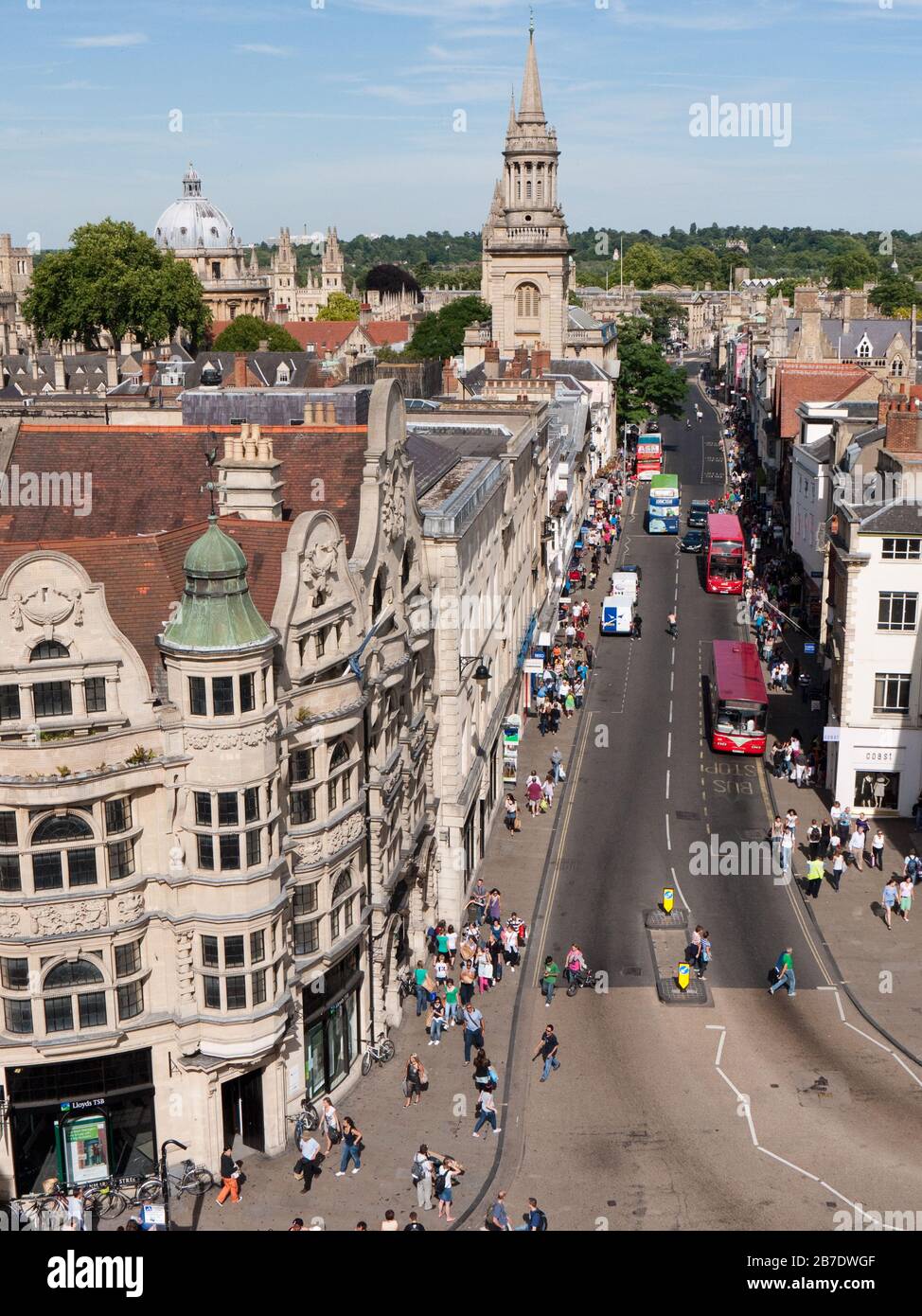 Vista aerea obliqua del centro di Oxford City nell'Oxfordshire, Inghilterra, Regno Unito, Gran Bretagna, Foto Stock