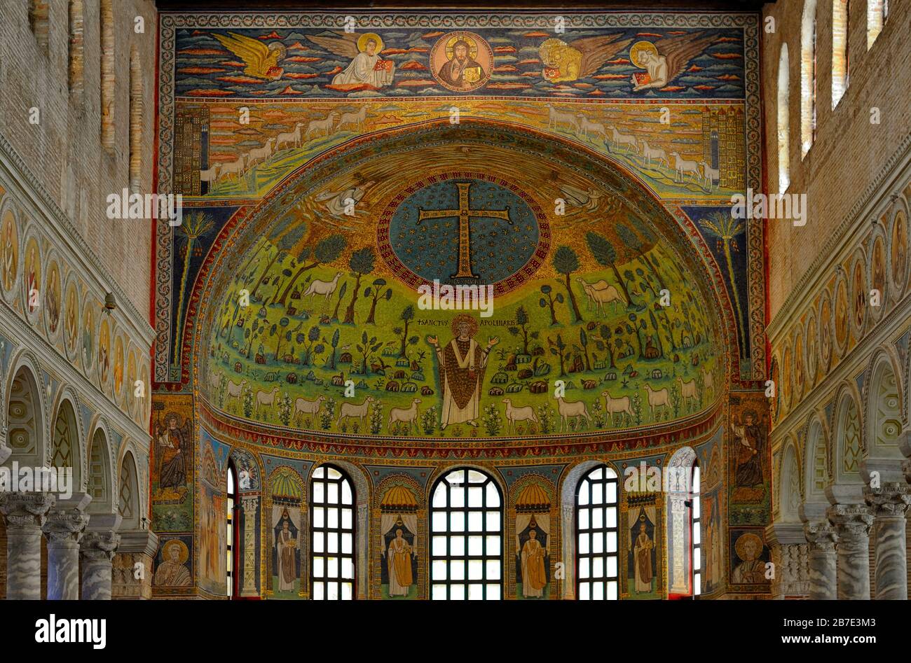 sant'apollinare in classe, mosaici, chiesa, chiesa, ravenna, emilia romagna, italia, arte, interni Foto Stock