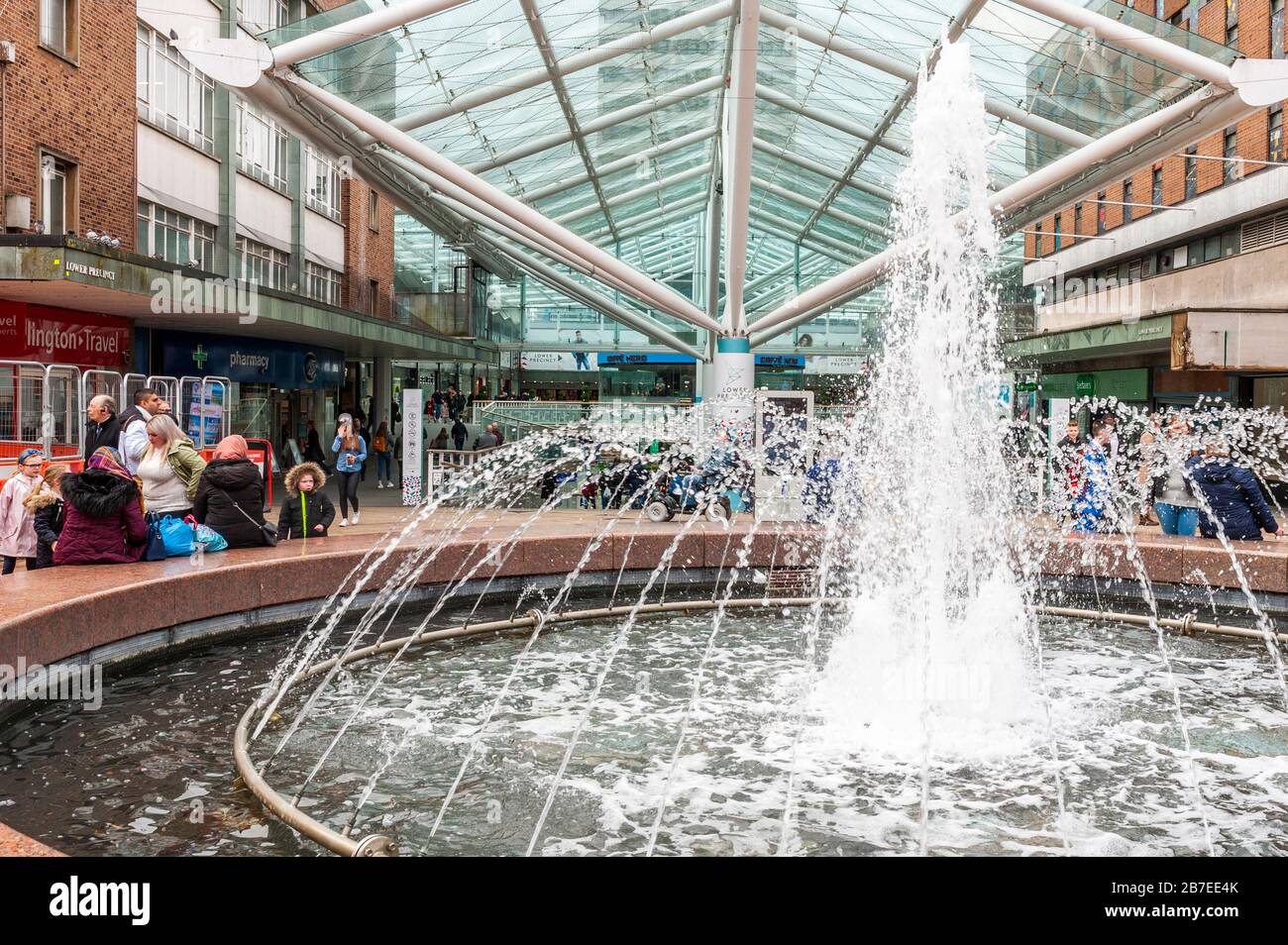 La fontana nel centro di Coventry, West Midlands, Regno Unito Foto Stock
