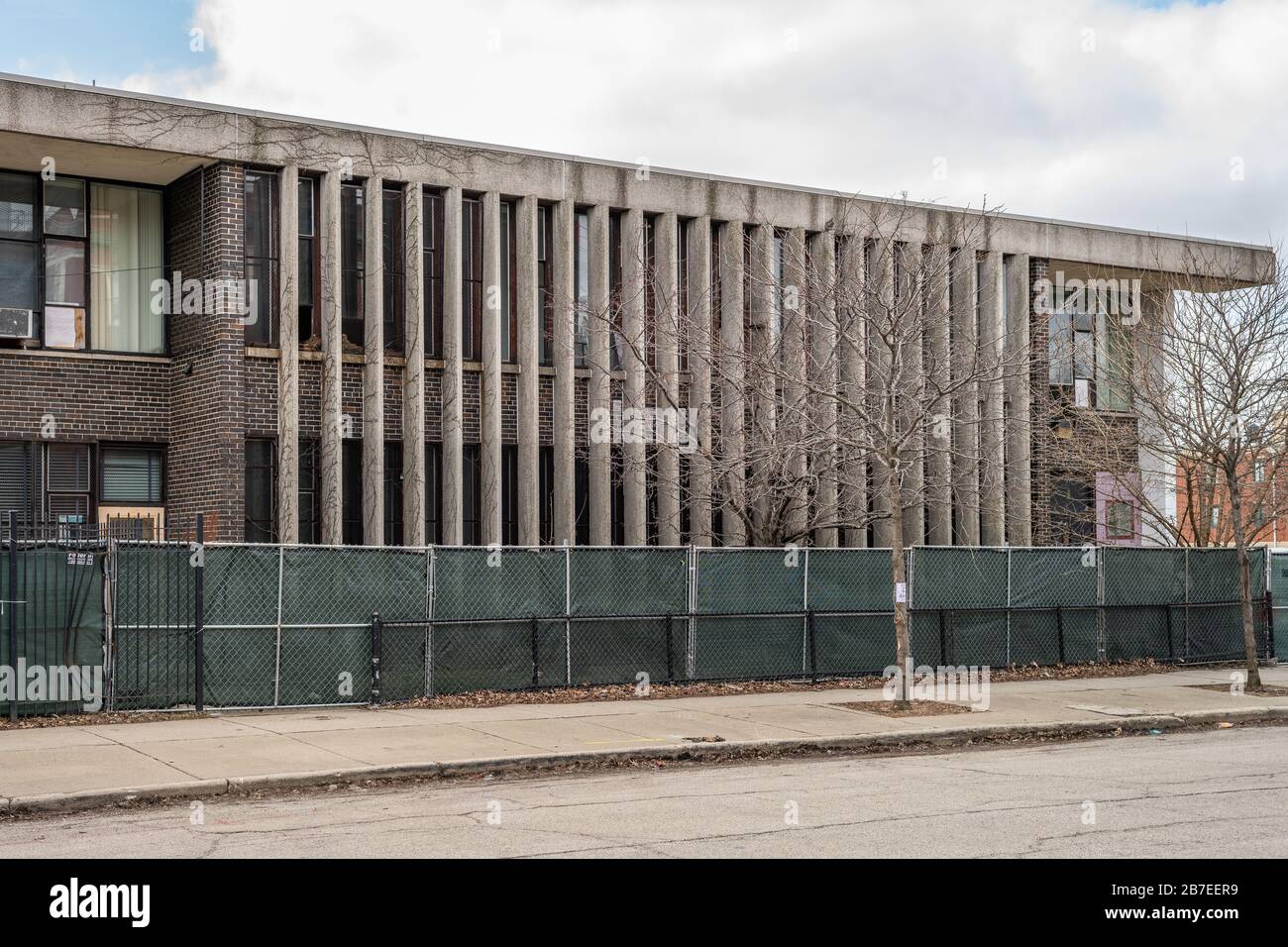 Newberry Center progettato da Perkins e in fase di demolizione Foto Stock