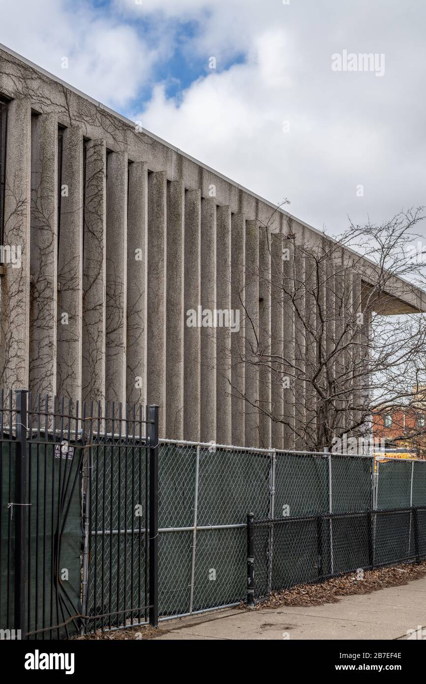 Newberry Center progettato da Perkins e in fase di demolizione Foto Stock