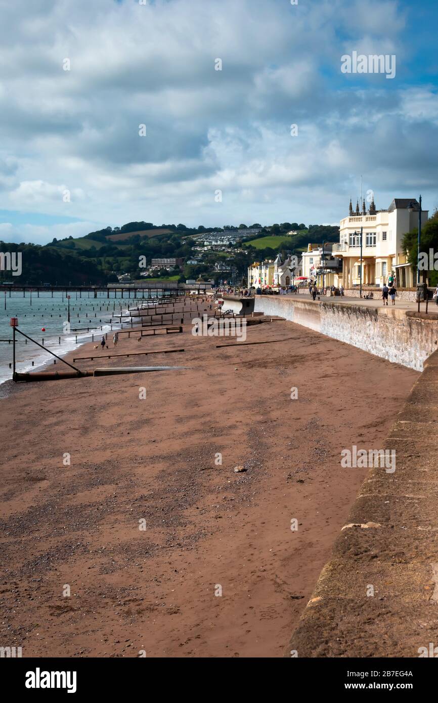 Spiaggia e lungomare, Teignmouth, Devon, Inghilterra Foto Stock