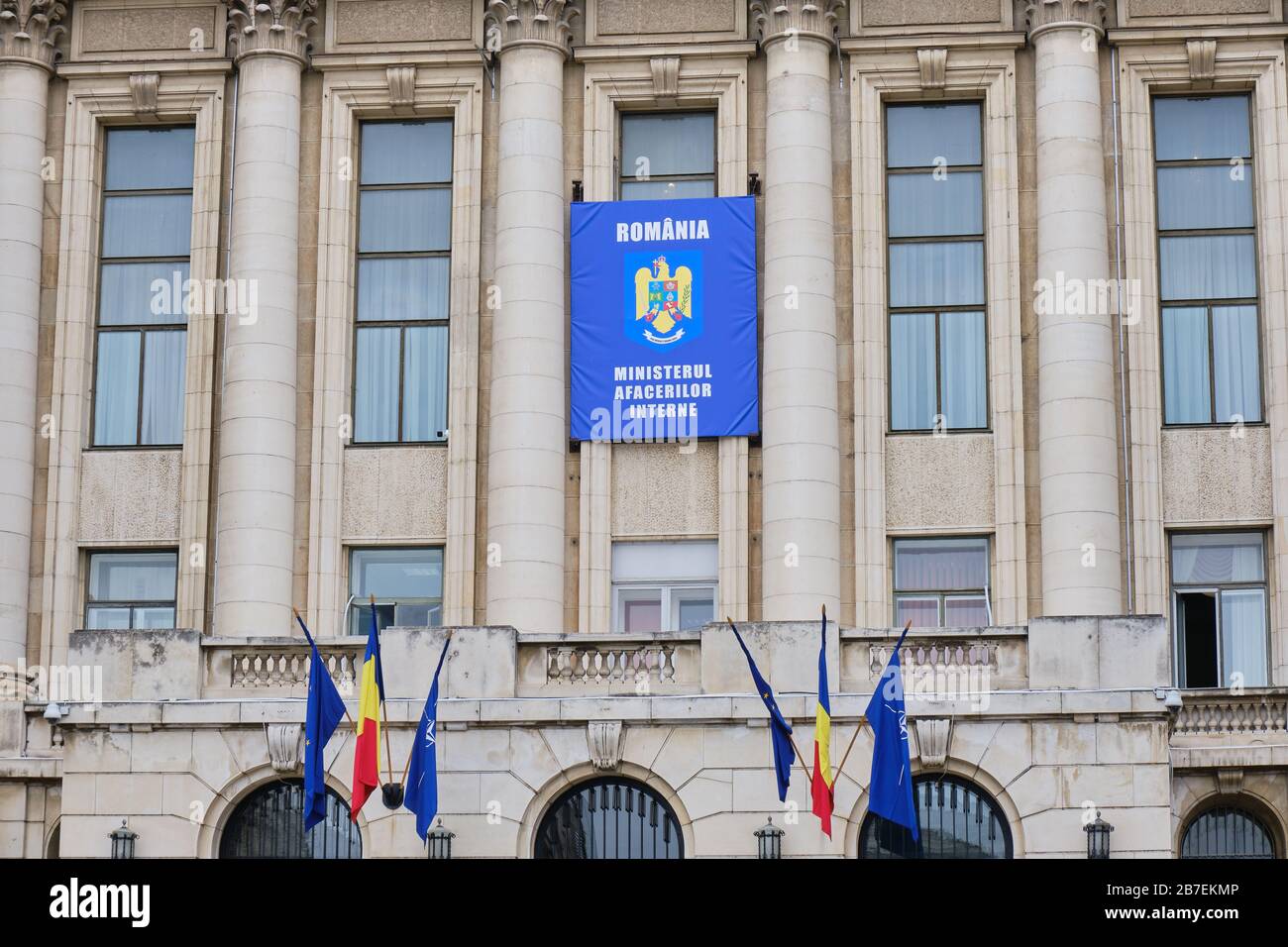 Bucarest, Romania - 14 marzo 2020: Edificio del Ministero degli Affari interni (rumeno: Ministerul Afacerilor interni - mai). Foto Stock