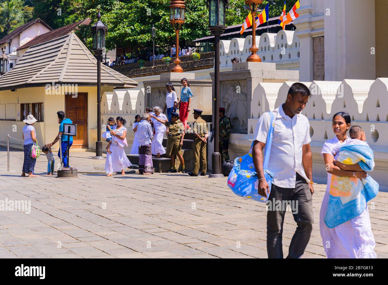 Asia Sri Lanka Kandy Sinala Provincia Centrale antica capitale uscita percorso Sri Dalada Maligawa Tempio del Sacro dente buddismo relico buddista 1598 Foto Stock