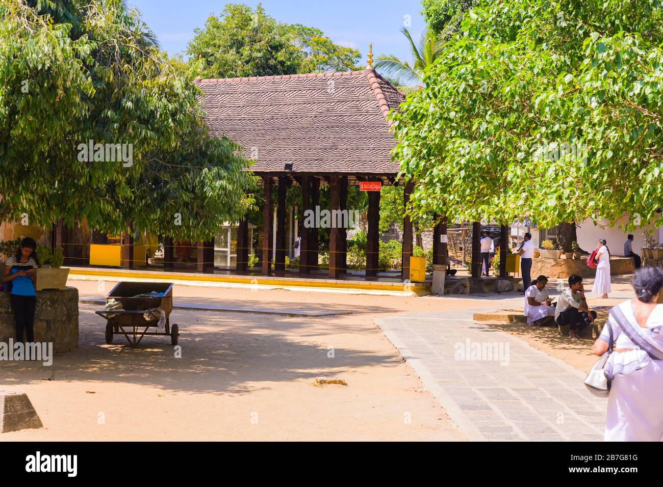 Asia Sri Lanka Kandy Sinhala Provincia Centrale antica capitale percorso di ingresso Sri Dalada Maligawa Tempio del Sacro dente buddismo relico buddista Foto Stock