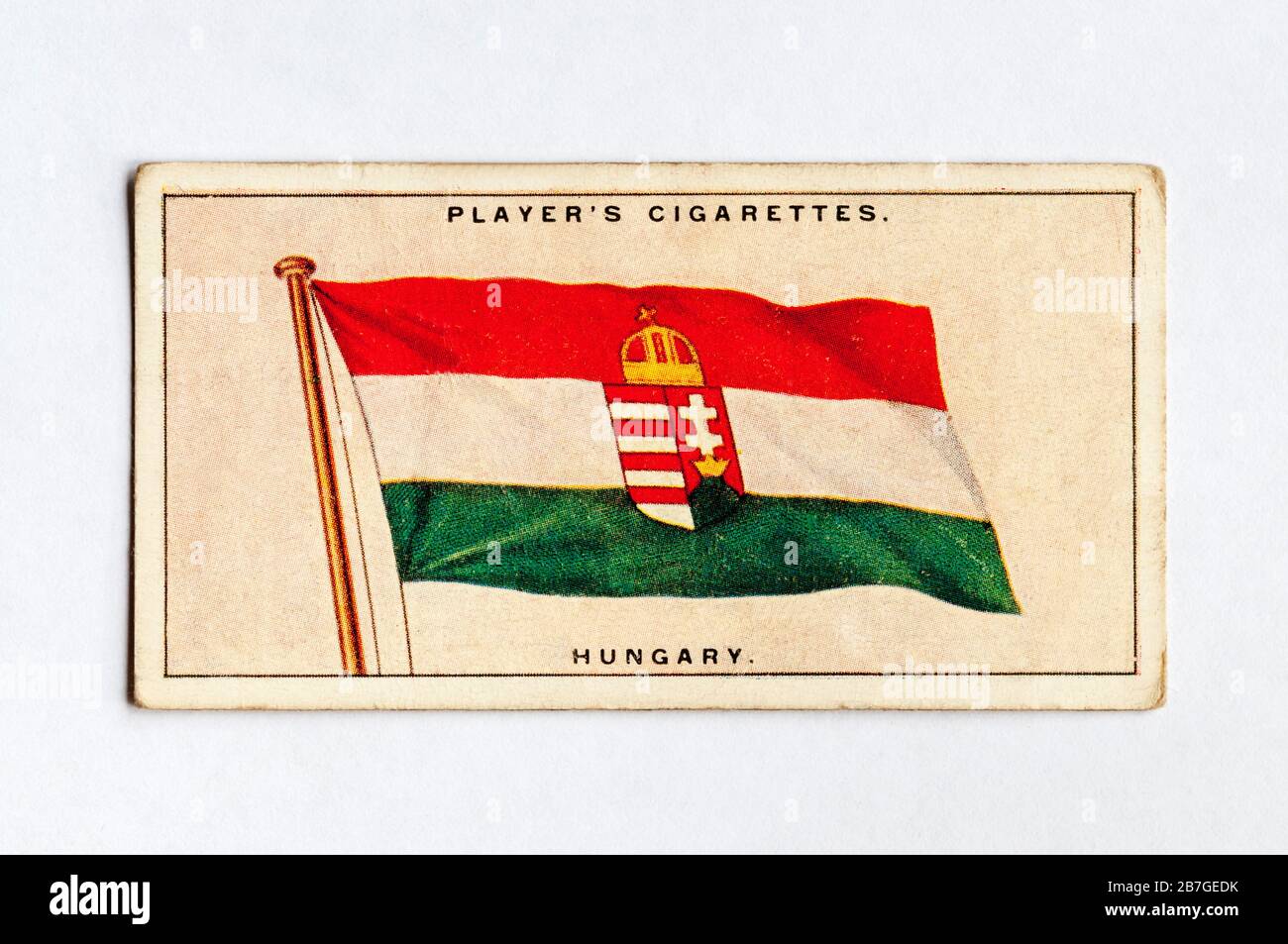 La carta delle sigarette del giocatore nella serie Flags of the League of Nations mostra la bandiera dell'Ungheria. Pubblicato 1928. Foto Stock
