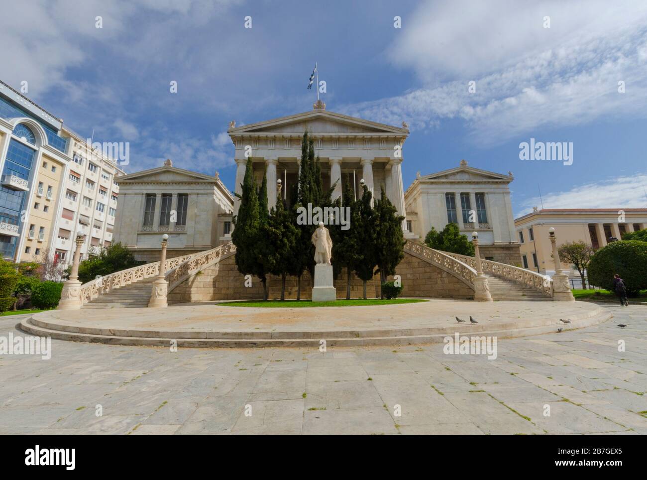 Vista esterna della Biblioteca Nazionale di Grecia nella zona di Panepistimio nel centro di Atene Grecia Foto Stock