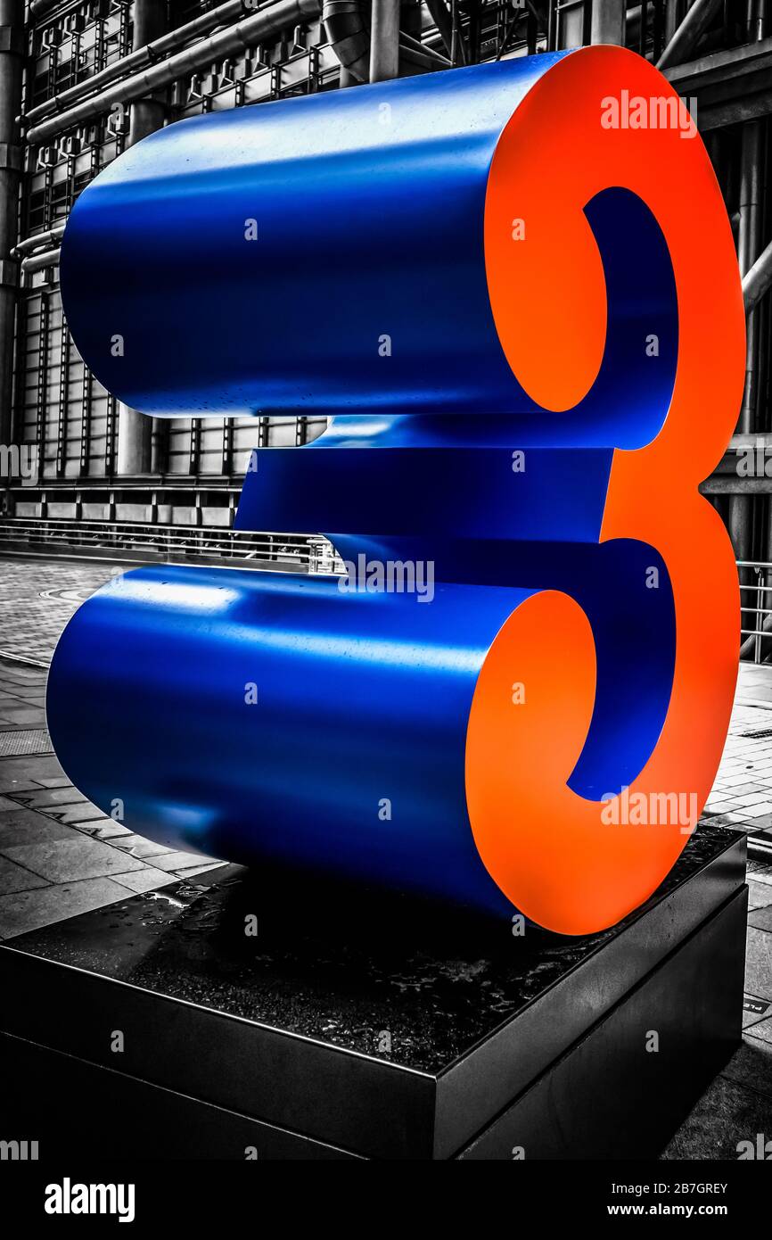 Robert Indiana: Scultura nella Città del numero tre in colore spot Foto Stock