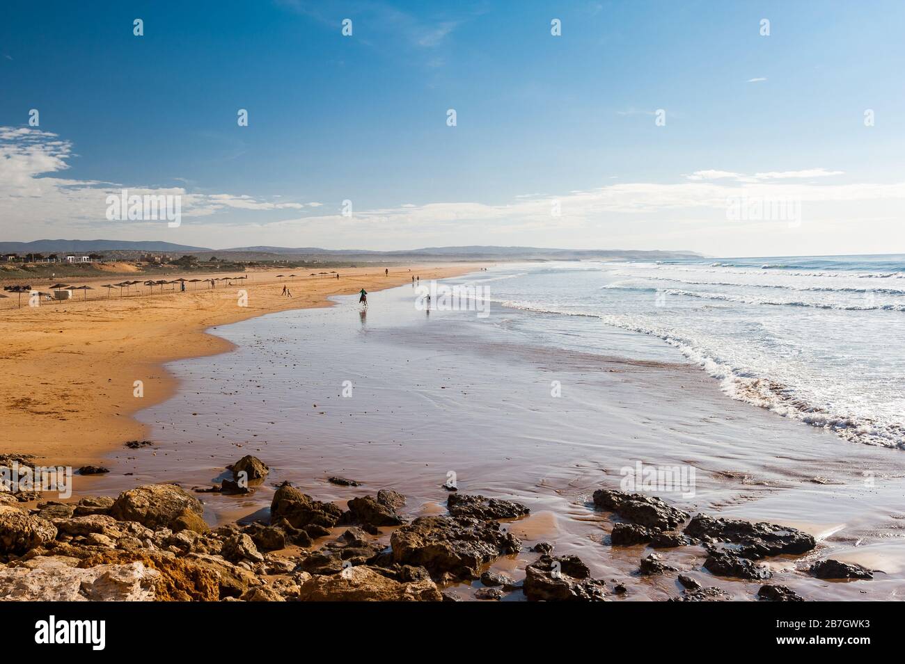 Vista panoramica della spiaggia di Sidi Kaouki vicino Essaouira Foto Stock