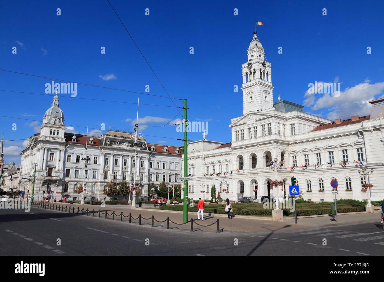 ARAD, Romania 13 agosto 2012 persone visitano il Municipio di Arad