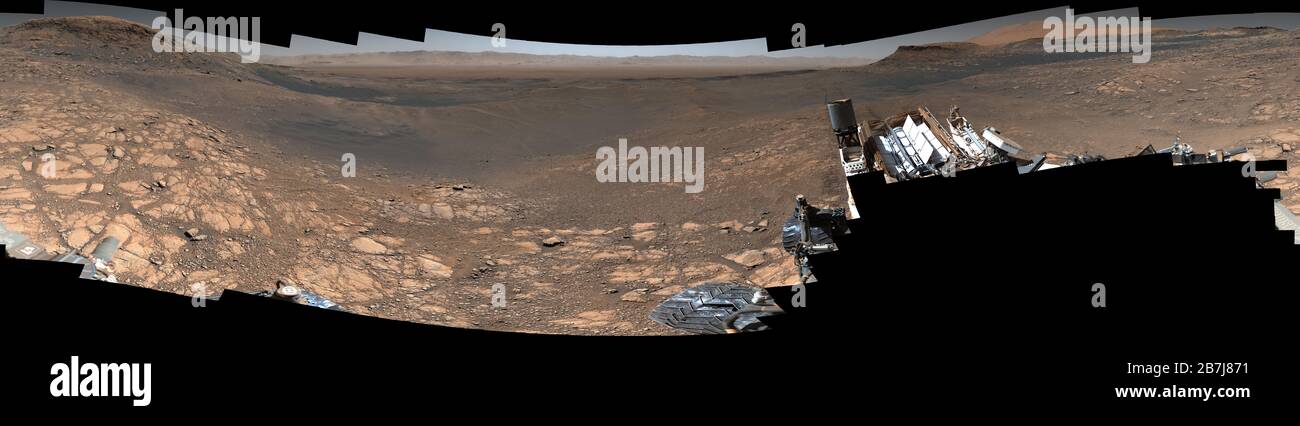 MARTE - Nov-Dic 2019 - la Curiosità rover della NASA ha catturato il suo panorama ad alta risoluzione ancora della superficie marziana tra il 24 novembre e il 1 dicembre 2019. A v Foto Stock