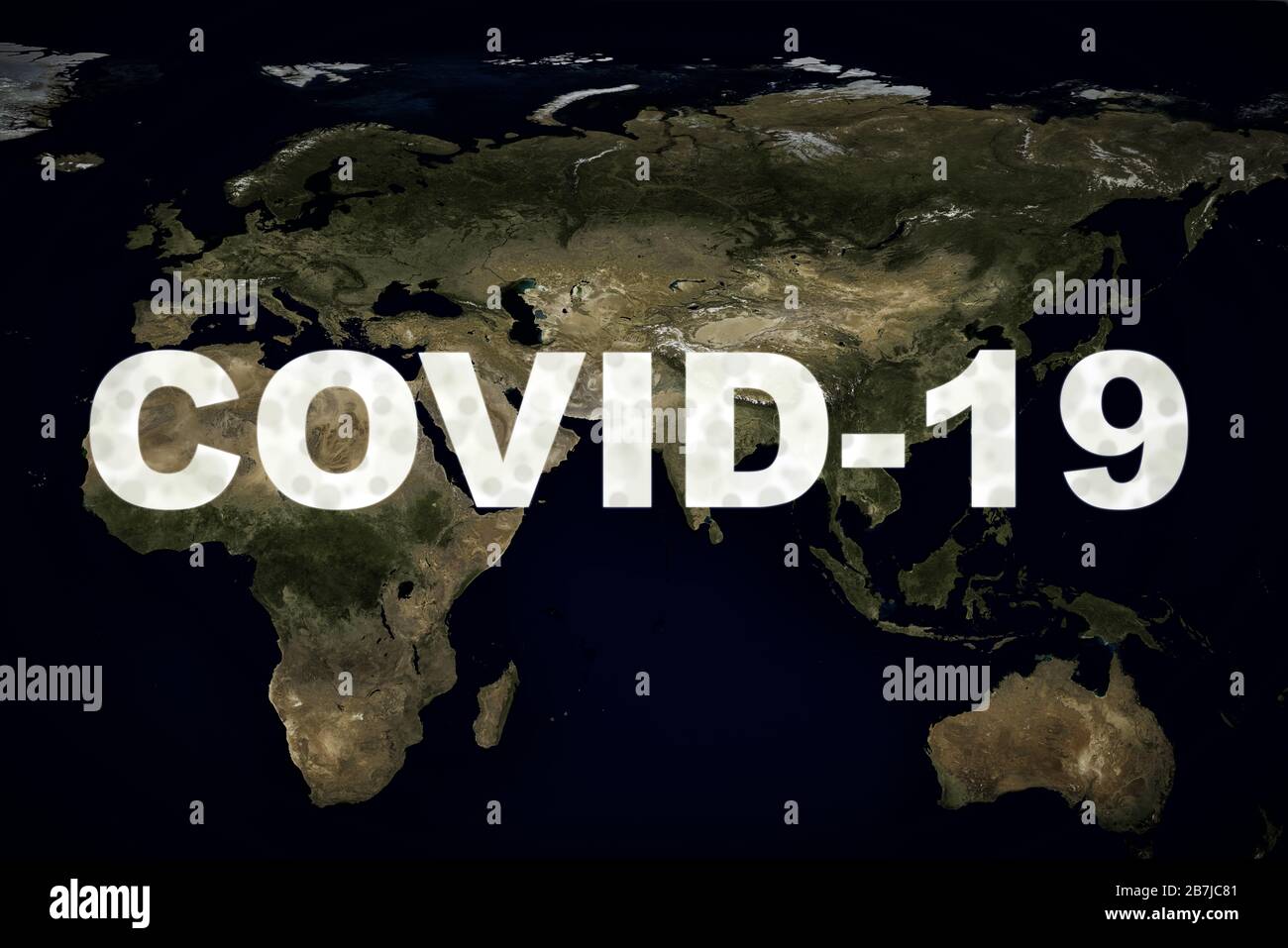 COVID-19 coronavirus pandemico, nome COVID-19 sulla mappa globale. Epidemia di coronavirus SARS-cov-2 nel mondo. Diffusione rapida del virus mortale della corona sul pianeta. E Foto Stock