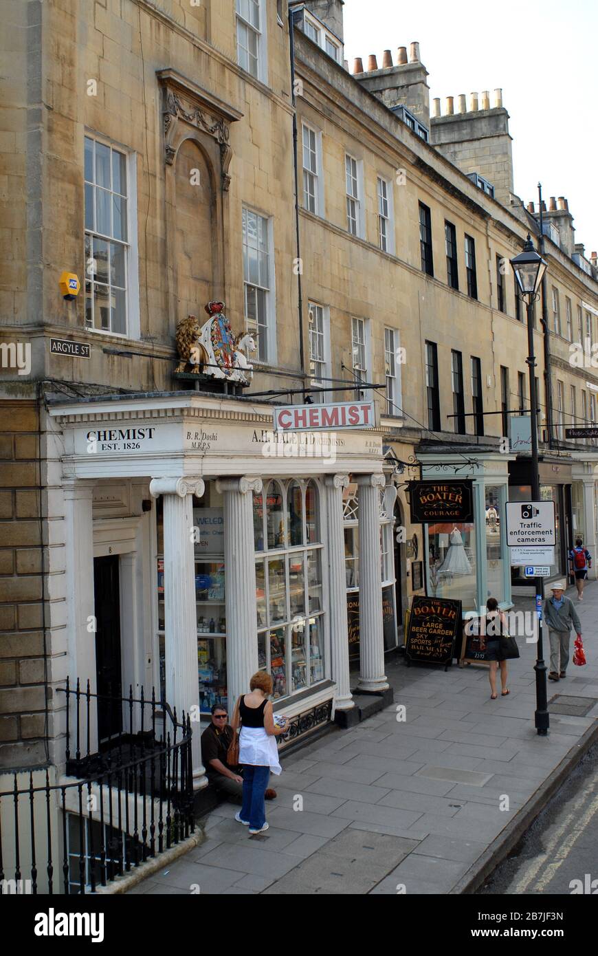 0897 Chemist, Argyle Street, Bath, North East Somerset Council. Regno Unito (Regno Unito). Foto: © Rosmi Duaso/fototextbcn. Foto Stock