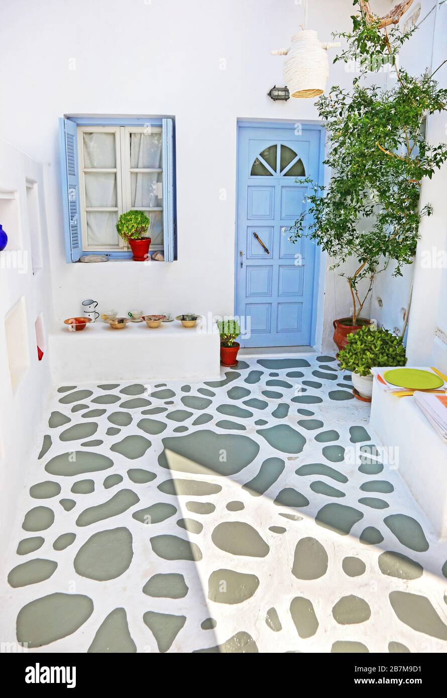 Cortile tradizionale ad Ano Koufonisi isola Cicladi Grecia Foto Stock