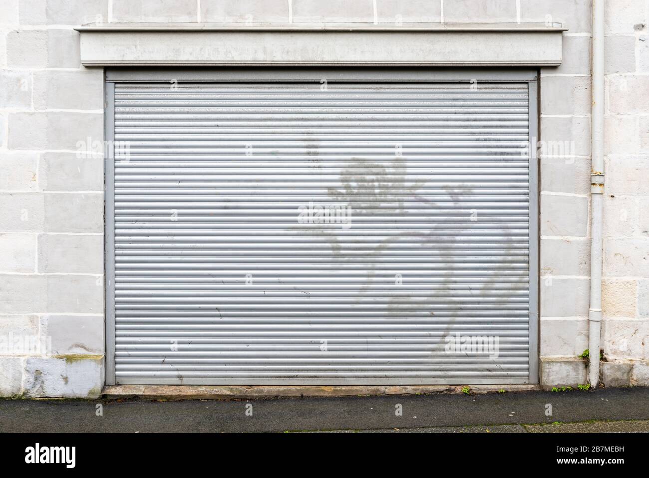 Otturatore di sicurezza a rullo in metallo Foto Stock