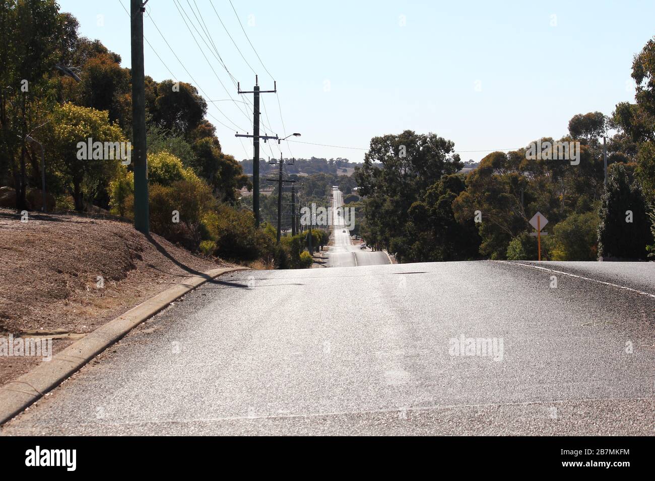 Tipiche strade australiane intorno alla città di Narrogin, Australia Occidentale Foto Stock
