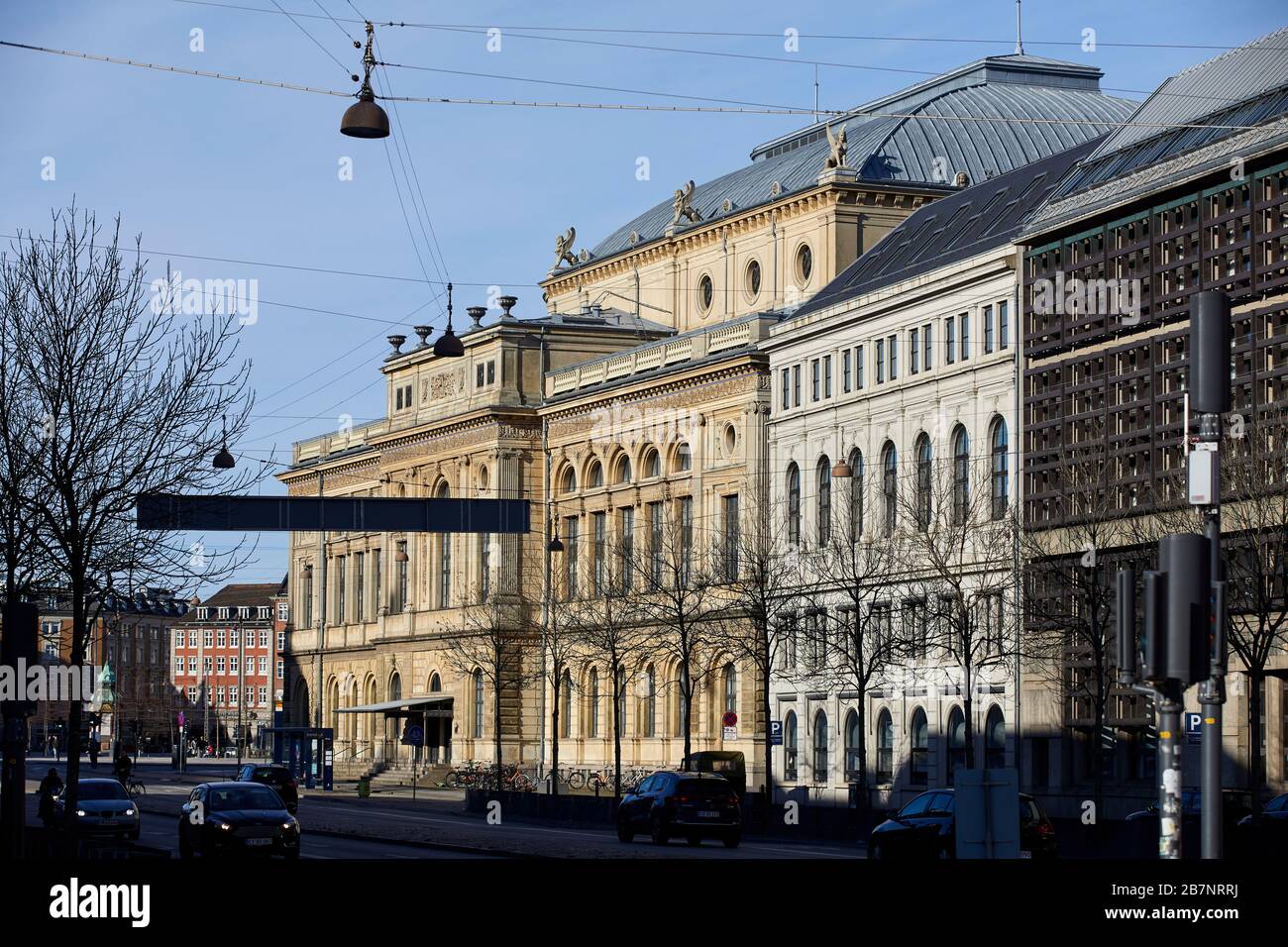Copenhagen, capitale della Danimarca, il Royal Danish Theatre costruito nel 1874 dall'architetto Vilhelm Dahlerup Foto Stock
