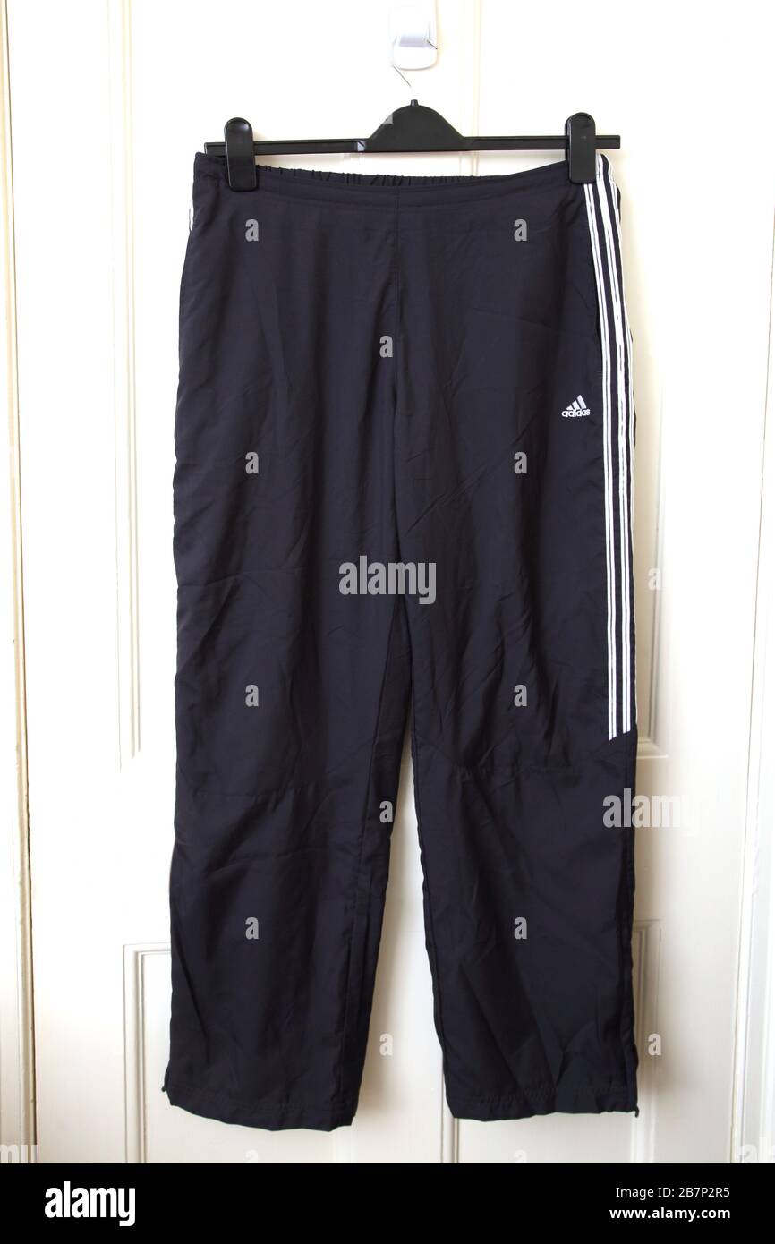 Tuta top adidas izi