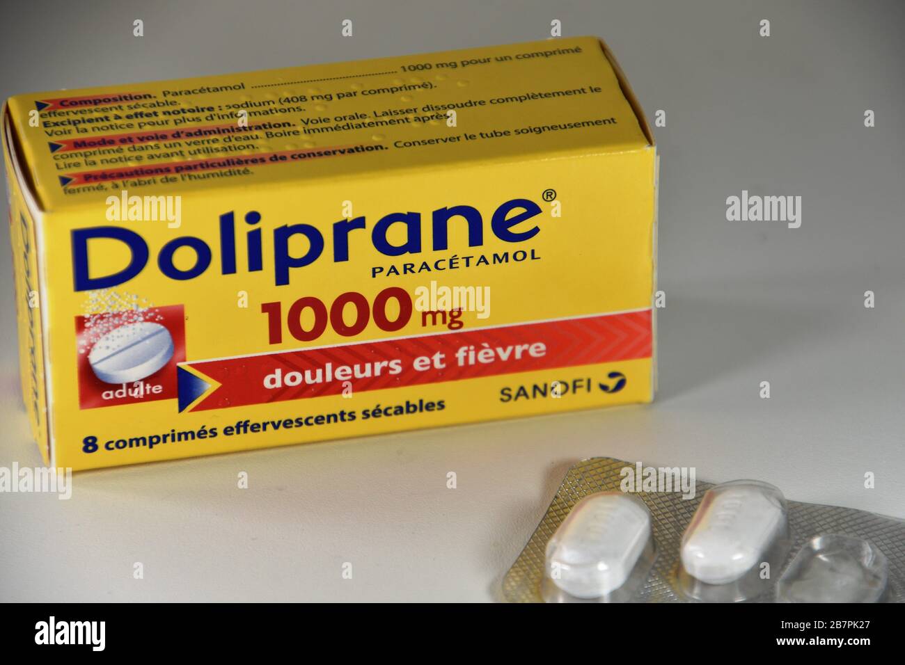 Paracetamol box immagini e fotografie stock ad alta risoluzione - Alamy