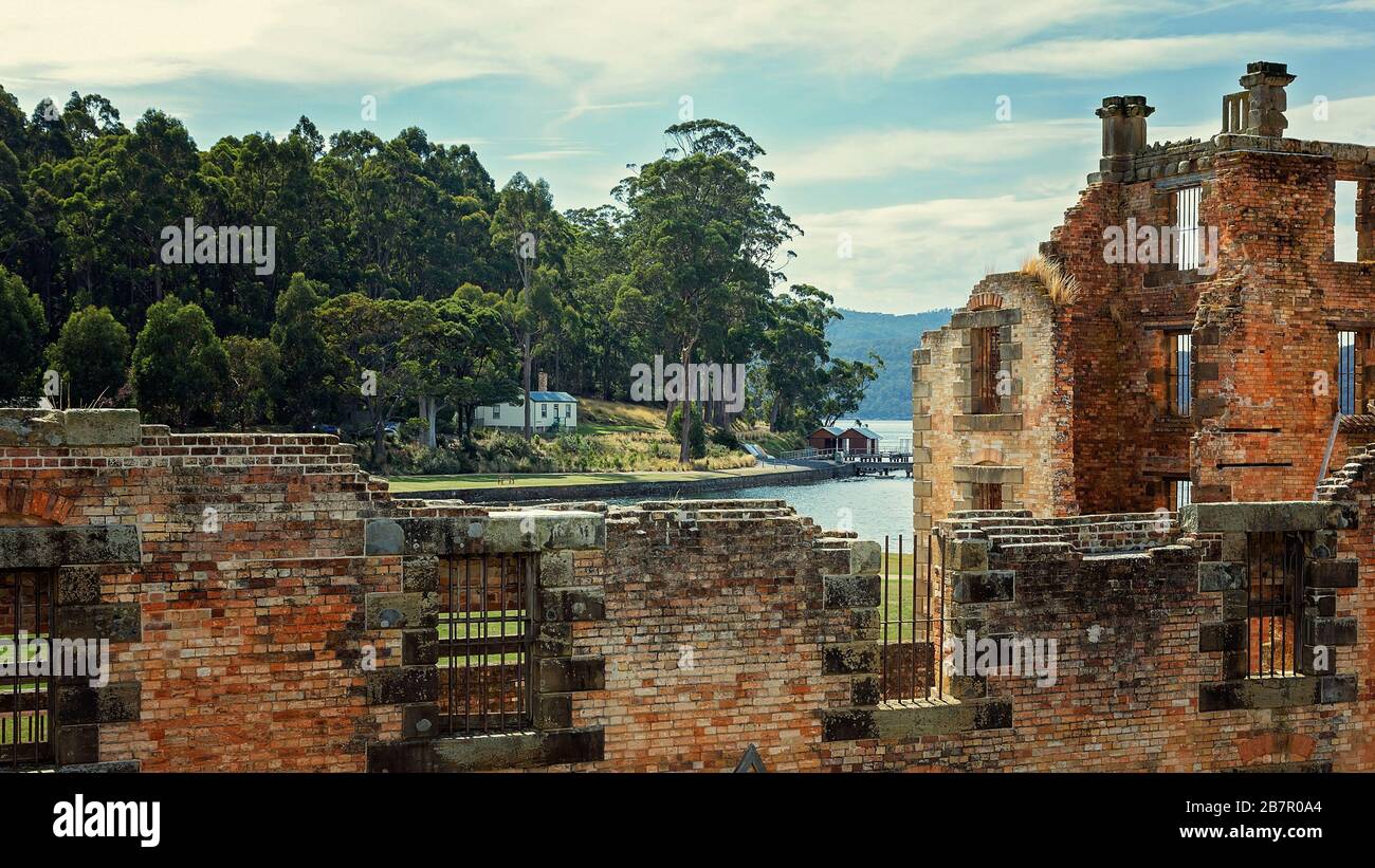 L'ex colonia penale di Port Arthur sulla penisola di Tasman dove i detenuti sono stati trasportati e ospitati in Australia, ora un'attrazione turistica. CIN Foto Stock
