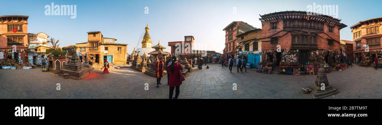 Panorama a 360 gradi di Swayambhunath a Kathmandu, Nepal Foto Stock