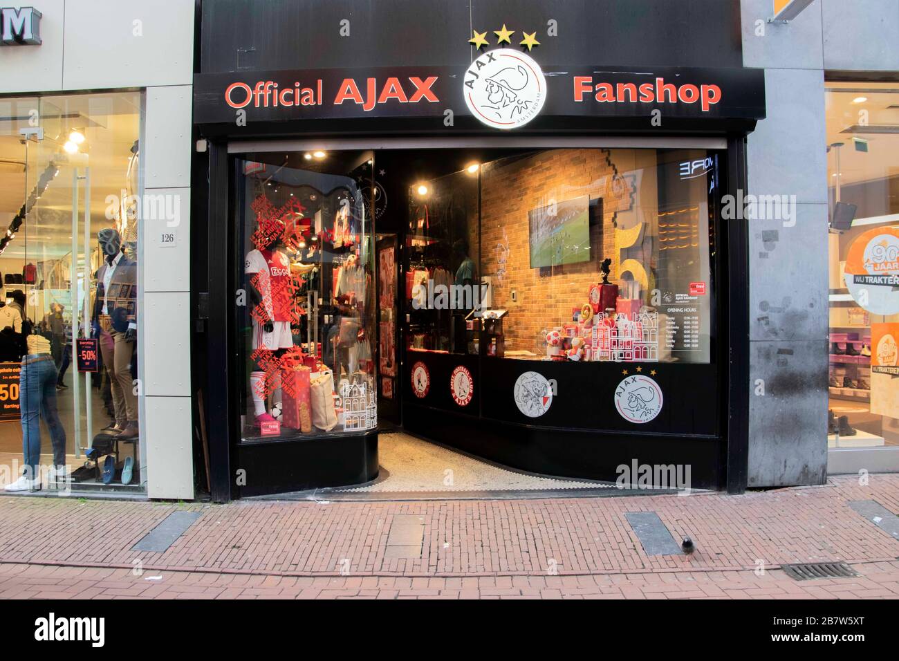Ufficiale Ajax Fan Shop ad Amsterdam Paesi Bassi 2019 Foto Stock