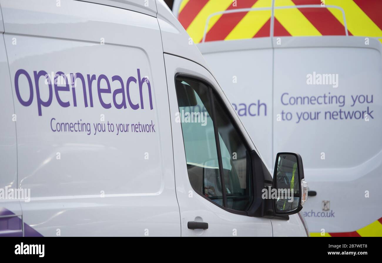 Furgoni Openreach presso il centro di formazione Openreach di Peterborough Foto Stock