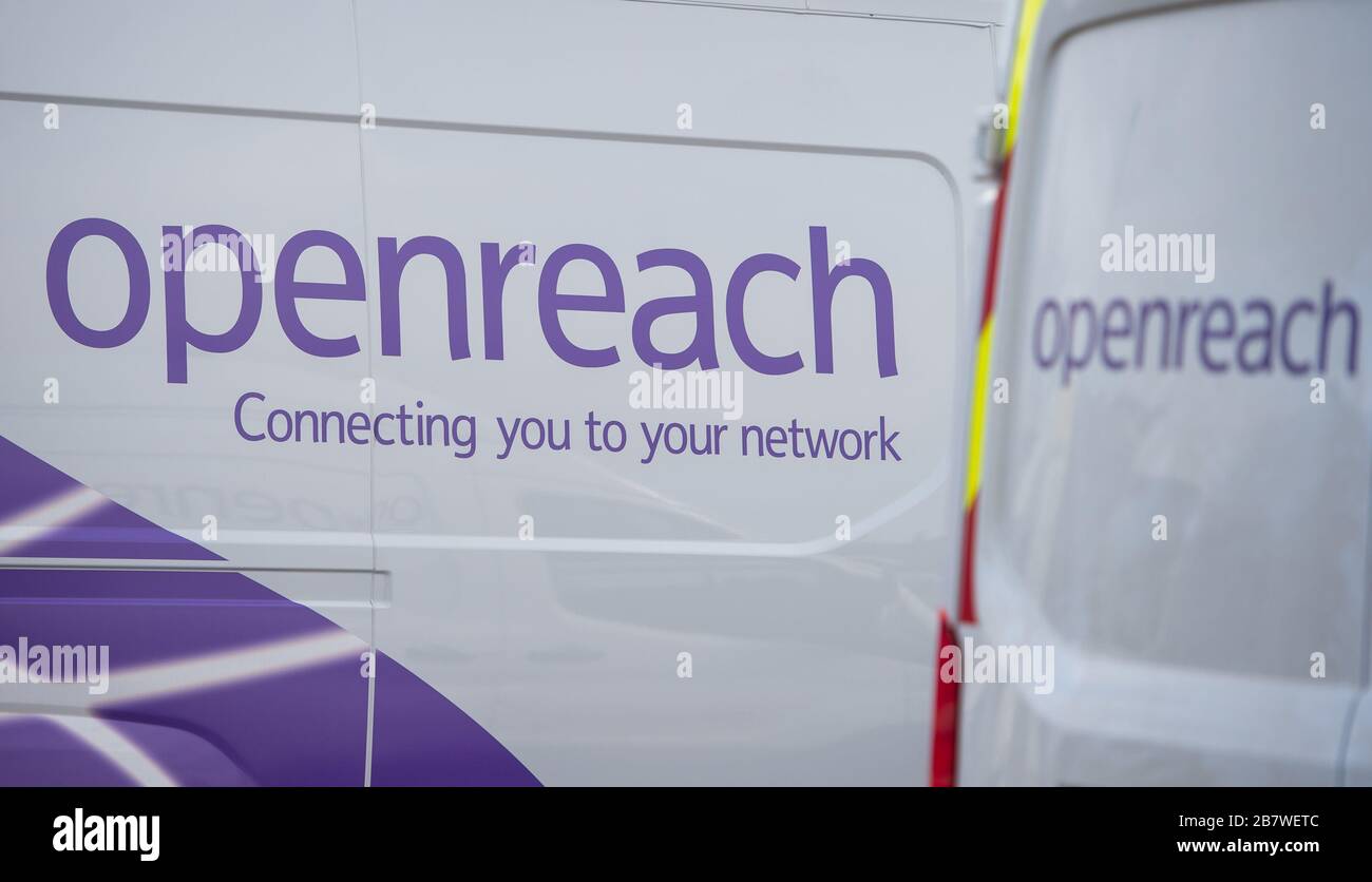 Furgoni Openreach presso il centro di formazione Openreach di Peterborough Foto Stock