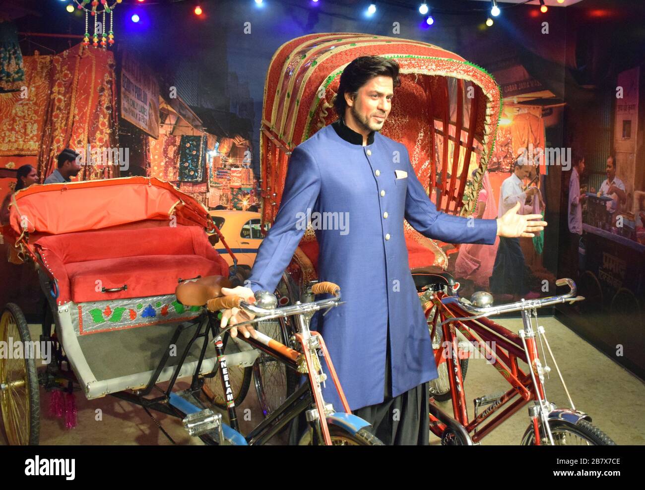 Figura di cera dell'attore indiano Shahrukh Khan al madame tussaud Delhi Foto Stock