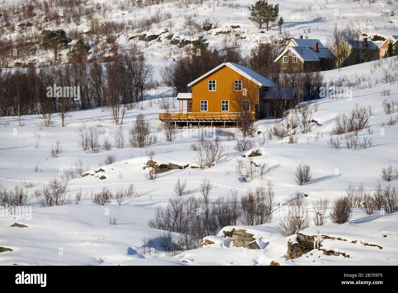 Vivere fuori dalla griglia vicino a Finsnes Norvegia. Foto Stock