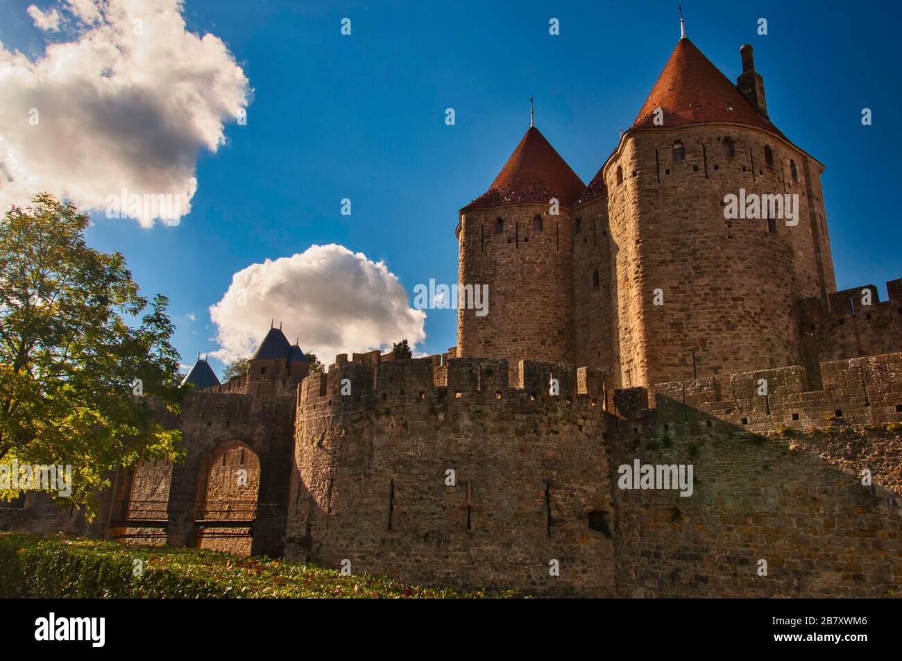 Fortificazioni medievali della Cité de Carcassonne, Francia. Foto Stock