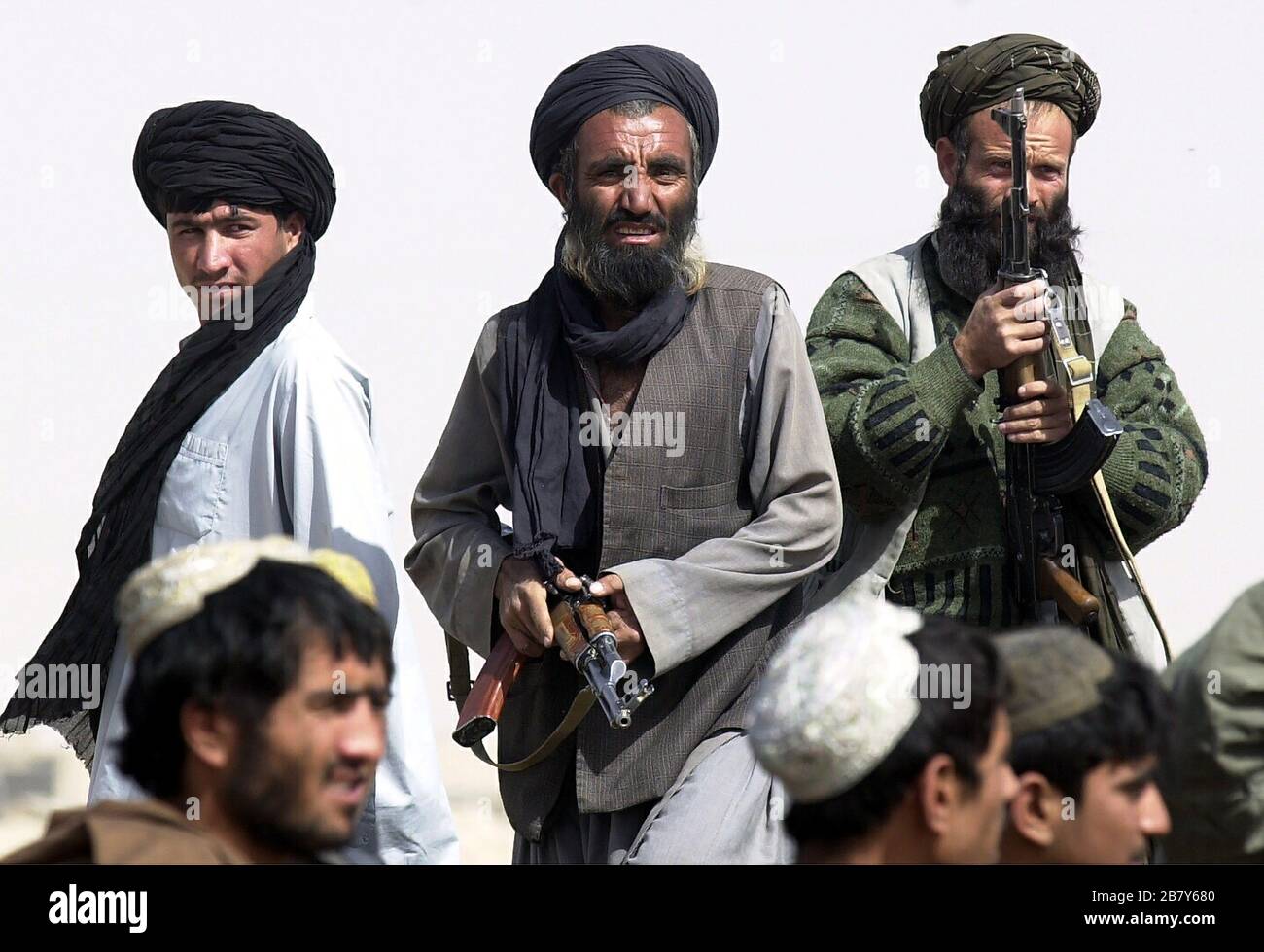 Confine tra Chaman, Afghanistan e Pakistan: Combattenti talebani al confine tra Afghanistan e Pakistan a Chaman. Foto Stock