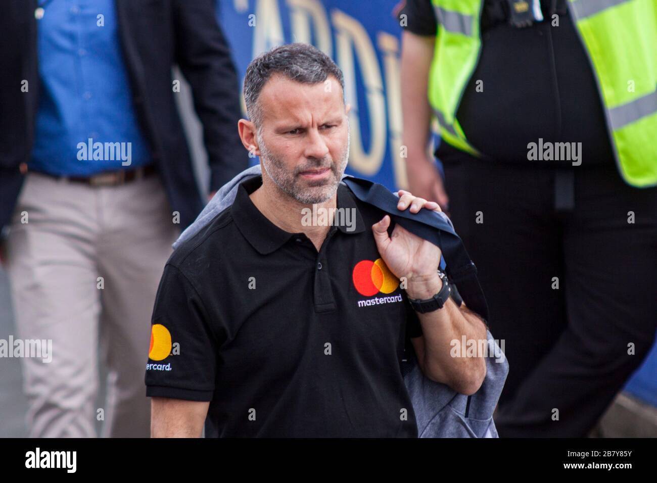 Ryan Giggs arriva al festival. UEFA Champions Festival a Cardiff Bay il 2 giugno 2017. Foto Stock